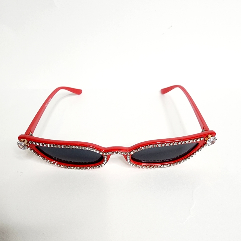 Contemporary Style Sunglasses | Cat-Eye | Rhinestone
